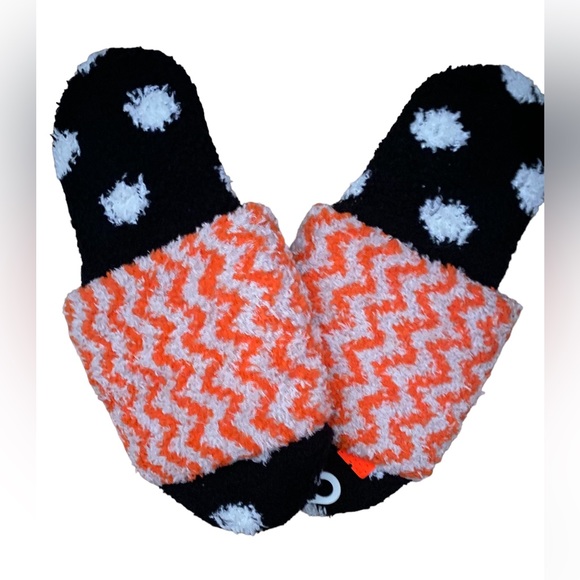 World’s Softest Socks Open Toe Slippers (2 for $20) - Picture 2 of 5